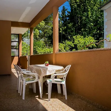 By The Sea Seline, Paklenica - 13295 塞利讷